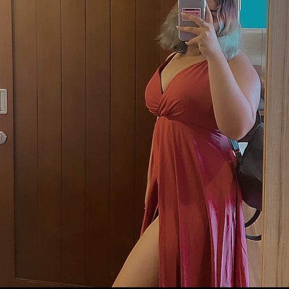 Formal Wedding Dress - Picture 3 of 3